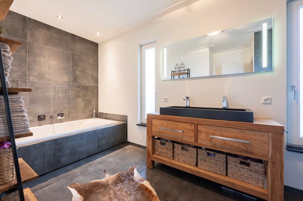 Medium property photo - Bovenstraat 48, 4741 AW Hoeven